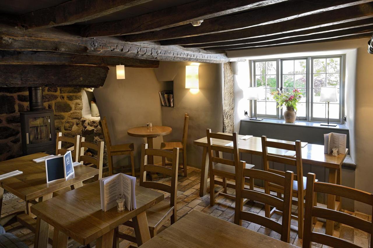 North Bovey Eversfield Organic At The Ring Of Bells Inn מראה חיצוני תמונה